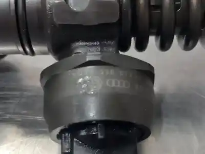 Second-hand car spare part Injector for AUDI A3 (8P) 1.9 TDI Ambiente OEM IAM references 038130073BQ  