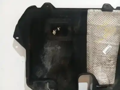 Pezzo di ricambio per auto di seconda mano copertura skid per ford focus lim. (cb8) urban riferimenti oem iam   n1.z2.10.2.2.b