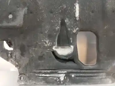 Pezzo di ricambio per auto di seconda mano copertura skid per ford focus lim. (cb8) urban riferimenti oem iam   n1.z2.10.2.2.b