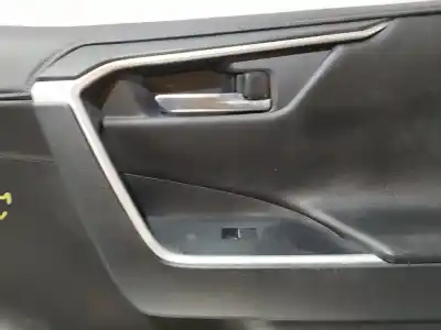 Peça sobressalente para automóvel em segunda mão forra / revestimento da porta dianteira direita por toyota rav4 hybrid 4x2 advance referências oem iam 67777x1b16