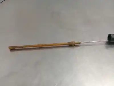 Автозапчастина б/у масляна палика для dacia dokker essential посилання на oem iam 8200722806  