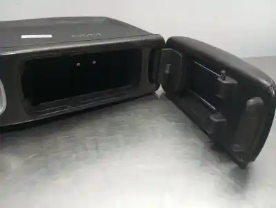 Peça sobressalente para automóvel em segunda mão apoio de braço consola central por fiat freemont (345) cross awd 170 cv / 125 kw referências oem iam 