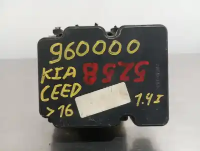 Peça sobressalente para automóvel em segunda mão abs por kia cee´d concept 99 cv / 73 kw referências oem iam a258930800  n2.z1.18.2.1
