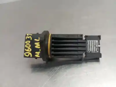 Recambio de automóvil de segunda mano de CAUDALIMETRO para MERCEDES CLASE M (W163)  referencias OEM IAM A6110940048  N2.Z1.2.25