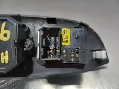 Second-hand car spare part left front power window switch for honda cr-v (rd8) es oem iam references 35750s9a416m1 c8hhf2u02ruk