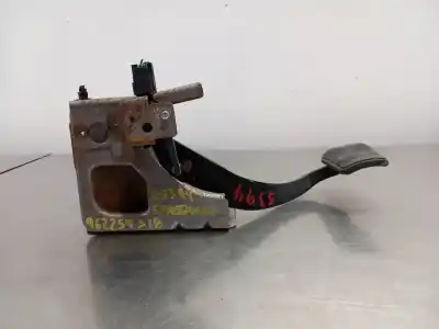 Pezzo di ricambio per auto di seconda mano pedale della frizione per fiat freemont (345) cross awd 170 cv / 125 kw riferimenti oem iam   n1.z2.3.7.2