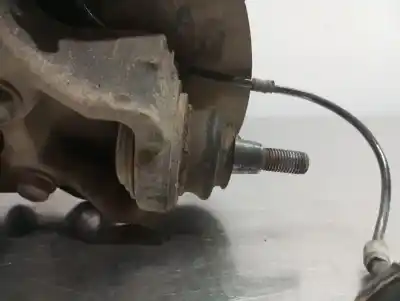 Peça sobressalente para automóvel em segunda mão manga de eixo dianteira direita por fiat freemont (345) cross awd 170 cv / 125 kw referências oem iam 