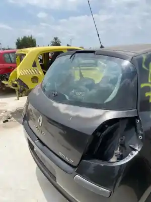 Автозапчастина б/у загальні двері для renault clio iii confort dynamique посилання на oem iam   