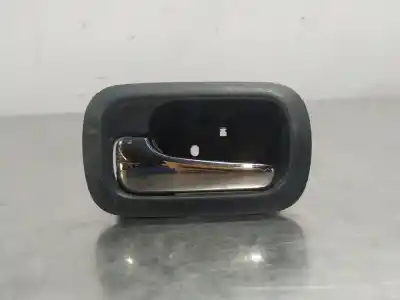 Second-hand car spare part interior left rear handle for honda cr-v (rd8) es oem iam references 