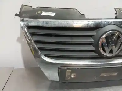Автозапчастина б/у передня решіта для volkswagen passat b6 variant (3c5) 2.0 tdi 16v посилання на oem iam   n1.z3.3.4.5