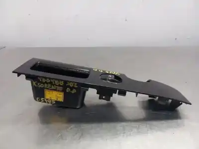 Peça sobressalente para automóvel em segunda mão botão / interruptor elevador vidro dianteiro direito por kia sorento (bl) (2002->) 2.5 crdi referências oem iam   n1.z1.18.4