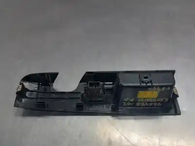 Peça sobressalente para automóvel em segunda mão botão / interruptor elevador vidro dianteiro direito por kia sorento (bl) (2002->) 2.5 crdi referências oem iam   n1.z1.18.4