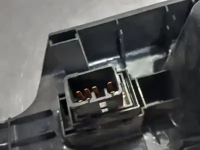 Peça sobressalente para automóvel em segunda mão botão / interruptor elevador vidro dianteiro direito por kia sorento (bl) (2002->) 2.5 crdi referências oem iam   n1.z1.18.4