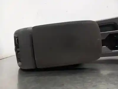 Tweedehands auto-onderdeel Midden Armsteun voor VW TIGUAN (AD1, AX1) 1.4 TSI OEM IAM-referenties   N1.Z2.11.1.B
