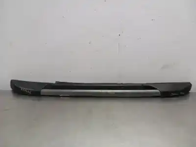 Pièce détachée automobile d'occasion barres de toit pour dacia sandero laureate références oem iam 738204651r  n5.z1.faldon.3.b