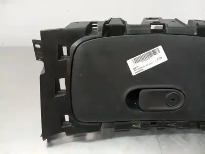 Автозапчасти б/у бардачок за smart forfour basis (66kw) (453.044) 90 cv / 66 kw ссылки oem iam a4536802505  n1.z2.16.1.a