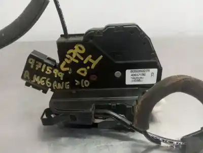 Second-hand car spare part LEFT FRONT DOOR LOCK for RENAULT MEGANE III COUPÉ-CABRIO  OEM IAM references 805030027R  N1.Z1.26.2.M