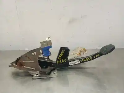 Peça sobressalente para automóvel em segunda mão pedal de travão por ford focus lim. business referências oem iam bv612467gb  n1.z2.3.8.2