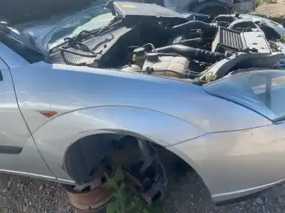 Peça sobressalente para automóvel em segunda mão Guarda-lamas Dianteiro Direito por FORD FOCUS BERLINA (CAK) Ambiente Referências OEM IAM   