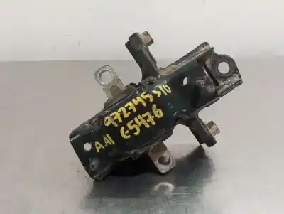 Second-hand car spare part engine support for audi a1 (8x) ambition oem iam references 6r0199555c  n1.z2.6.9.3