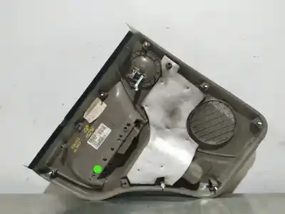 Автозапчасти б/у ОБИВКА ЗАДНЕЙ ПРАВОЙ ДВЕРИ за CHRYSLER JEEP CHEROKEE (KJ)  ссылки OEM IAM 55352753AA  N1.Z1.21.6.B