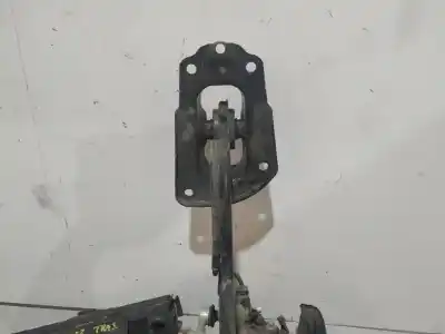 Peça sobressalente para automóvel em segunda mão charrió / suporte de eixo de trás por toyota corolla (e21) hybrid style 140 cv / 103 kw referências oem iam   n5.puente.suelo