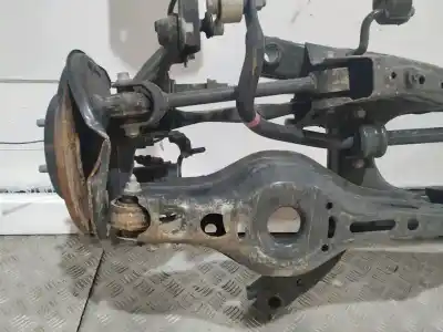 Peça sobressalente para automóvel em segunda mão charrió / suporte de eixo de trás por toyota corolla (e21) hybrid style 140 cv / 103 kw referências oem iam   n5.puente.suelo