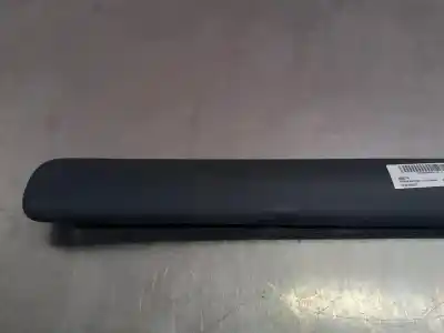 Pezzo di ricambio per auto di seconda mano modanatura per citroen berlingo 1.9 d multispace riferimenti oem iam 9635188677  n2.z1.35.3.2