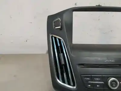 Peça sobressalente para automóvel em segunda mão consola central por ford focus lim. business referências oem iam xxxx18k811xx f1et18k11hd