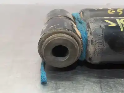 Second-hand car spare part rear shock absorber set for dacia dokker essential oem iam references   n6.z1.parle.14