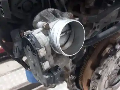 Peça sobressalente para automóvel em segunda mão motor completo por kia sportage basic 4x2 referências oem iam g4kd