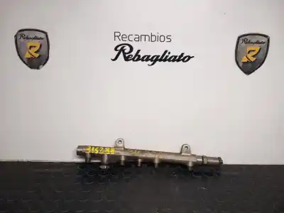 Автозапчастина б/у РАМПА ИНЖЕКТОРА для RENAULT MEGANE II BERLINA 5P  Посилання на OEM IAM 0445214024 7700114017  ESTA N2.Z1.14.5.4