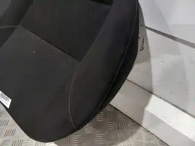 Piesă de schimb auto la mâna a doua scaune din spate pentru ford focus lim. business referințe oem iam   n2.z2.pasillo.1.f.1