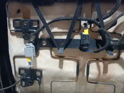 Peça sobressalente para automóvel em segunda mão assento dianteiro direito por peugeot 208 business line referências oem iam   n2.z2.pasillo.2.f.3