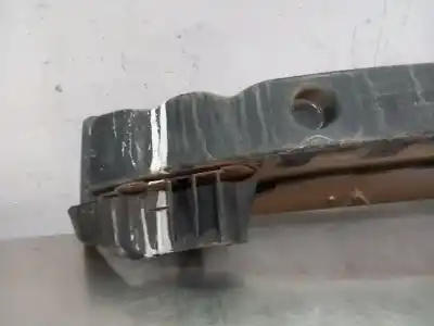 Second-hand car spare part front bumper reinforcement for kia carens ii monospace (fj) 2.0 crdi oem iam references 