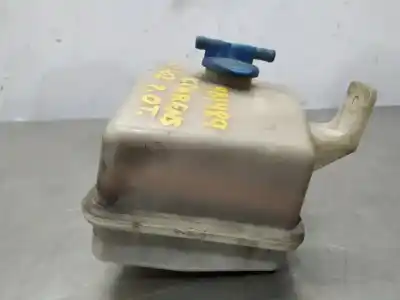 Second-hand car spare part coolant expansion tank for kia carens ii monospace (fj) 2.0 crdi oem iam references 