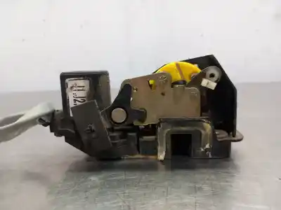 Second-hand car spare part rear right door lock for kia carens ii monospace (fj) 2.0 crdi oem iam references 