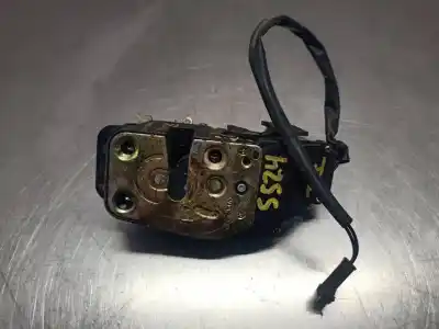 Second-hand car spare part rear left door lock for kia carens ii monospace (fj) 2.0 crdi oem iam references 