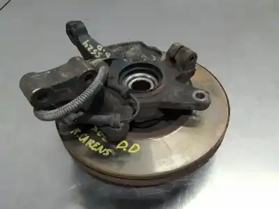 Second-hand car spare part front right knuckle for kia carens ii monospace (fj) 2.0 crdi oem iam references   n6.z1.parle.2