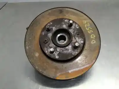 Second-hand car spare part front left knuckle for kia carens ii monospace (fj) 2.0 crdi oem iam references   n6.z1.parle.3
