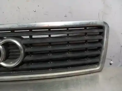 Peça sobressalente para automóvel em segunda mão grelha frontal por audi a8 (d2) 2.5 tdi 150 cv / 110 kw referências oem iam 4d0853651  n1.z3.3.3.1