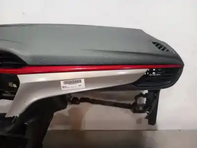 Peça sobressalente para automóvel em segunda mão tablier por opel corsa f gs line referências oem iam   n1.z3.2.2