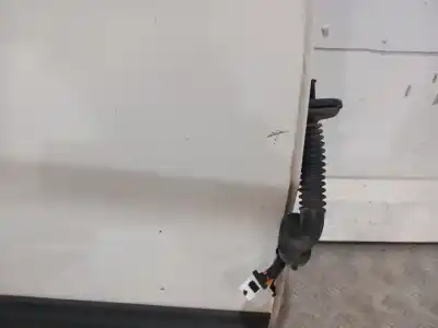 Second-hand car spare part rear right door for kia sorento emotion 4wd oem iam references   n5.z1.3.22.b