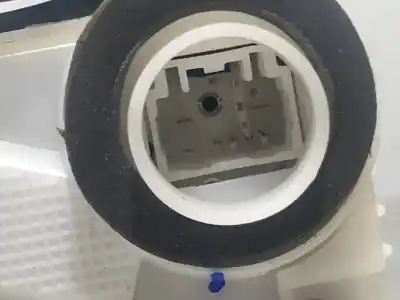 Second-hand car spare part front right door lock for toyota yaris active oem iam references   n1.z1.26 3 bajo