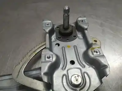 Second-hand car spare part rear right window regulator for toyota yaris active oem iam references   n1.z2.17.3.2