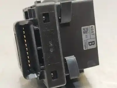 Second-hand car spare part Windshiel Wiper Switch for MAZDA 3 LIM. () Style OEM IAM references 17F899  N1.Z1.32.4.M