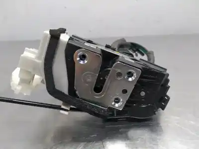 Second-hand car spare part left front door lock for kia sorento emotion 4wd oem iam references 