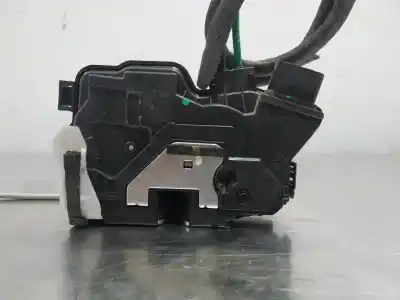 Second-hand car spare part rear left door lock for kia sorento emotion 4wd oem iam references 