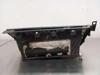 Second-hand car spare part glove compartment for kia sorento emotion 4wd oem iam references 
