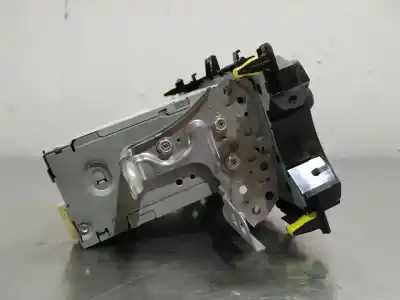 Gebrauchtes Autoersatzteil AUDIOSYSTEM / RADIO-CD zum TOYOTA YARIS  OEM-IAM-Referenzen 861200D640 CQJS01F1AE  N1.Z3.2.5.4